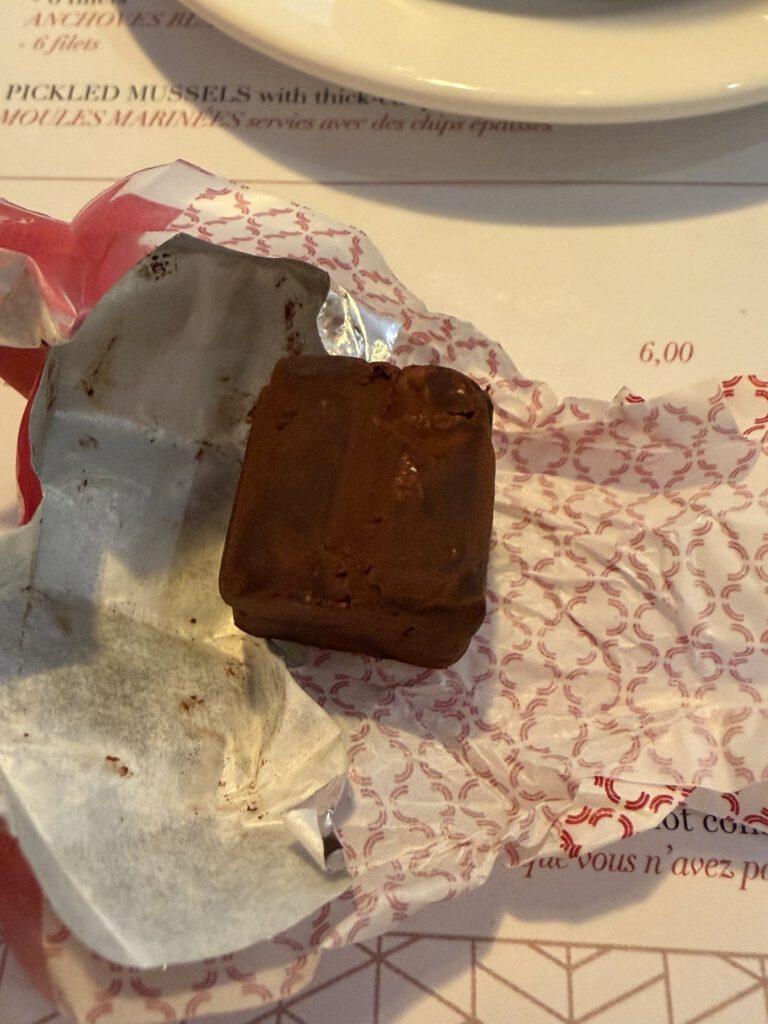 Dessert auf dem Teller