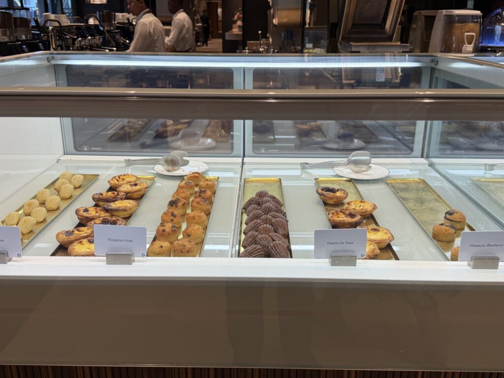 Buffet mit Speisen