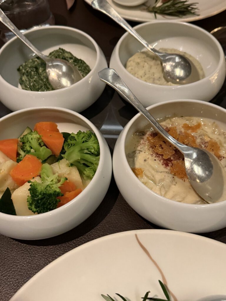 Buffet mit Speisen