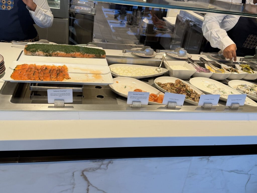 Buffet mit Speisen