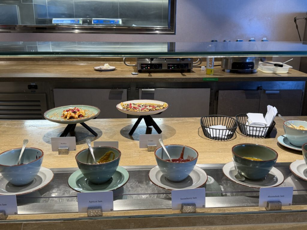 Buffet mit Speisen