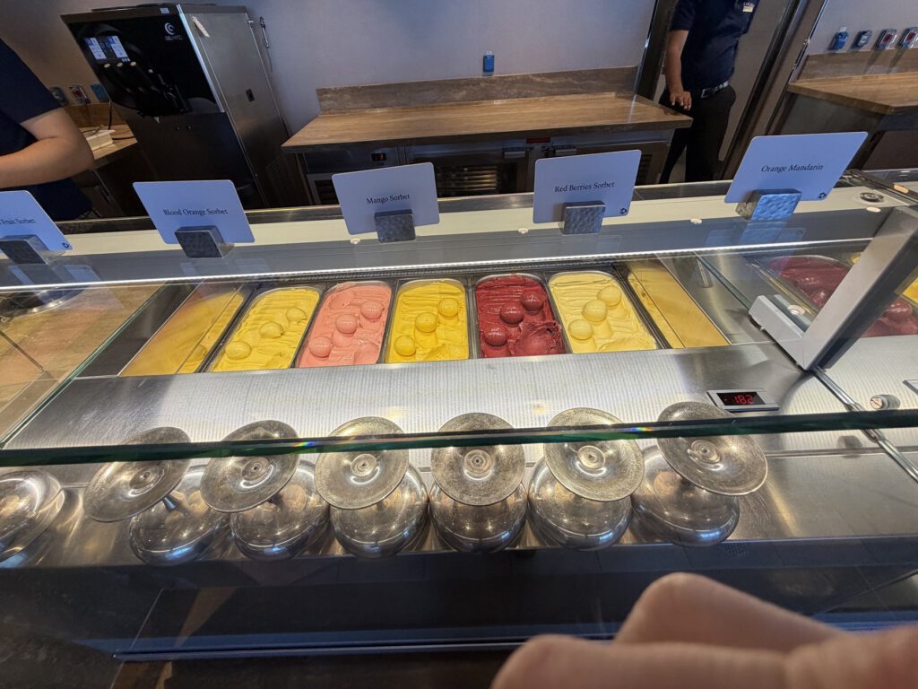 Dessert auf dem Teller