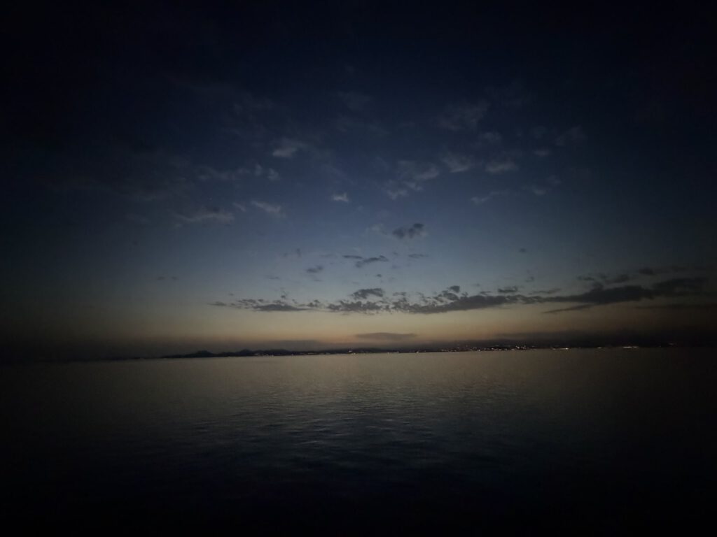Hafenblick am Wasser