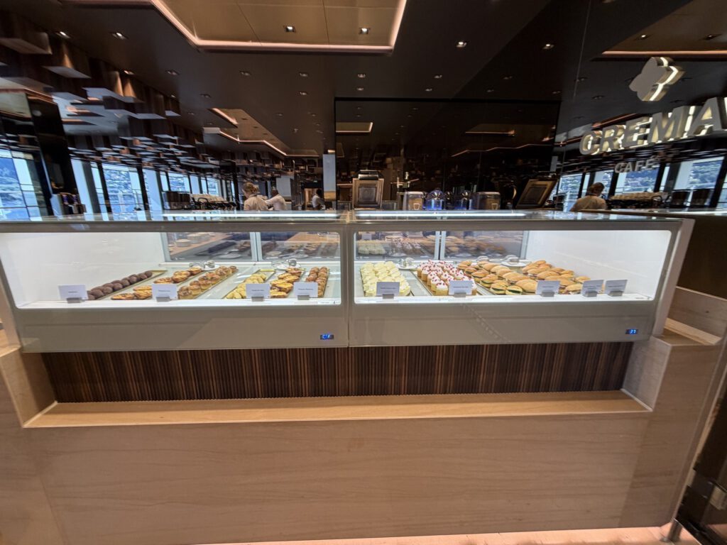 Dessert auf dem Teller