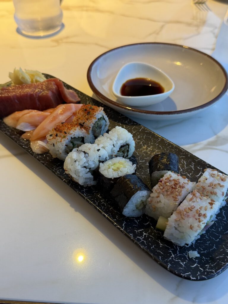 Sushi auf dem Teller