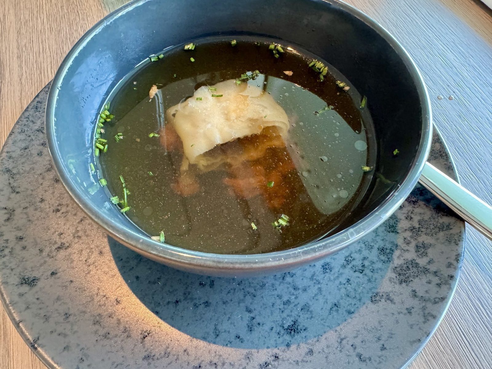 Hühnersuppe mit Knödeln