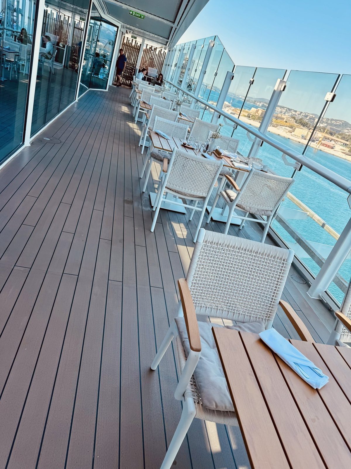 Terrasse mit Meerblick
