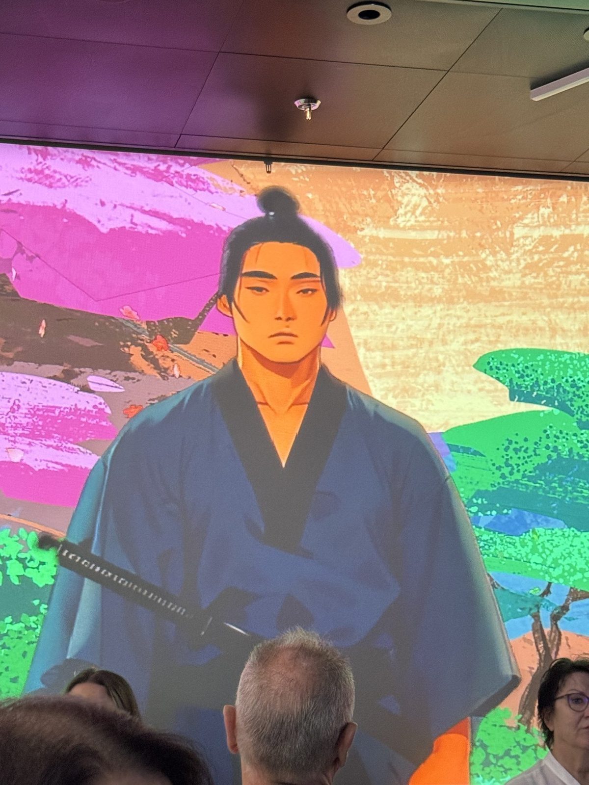 Samurai auf einem Bildschirm projiziert