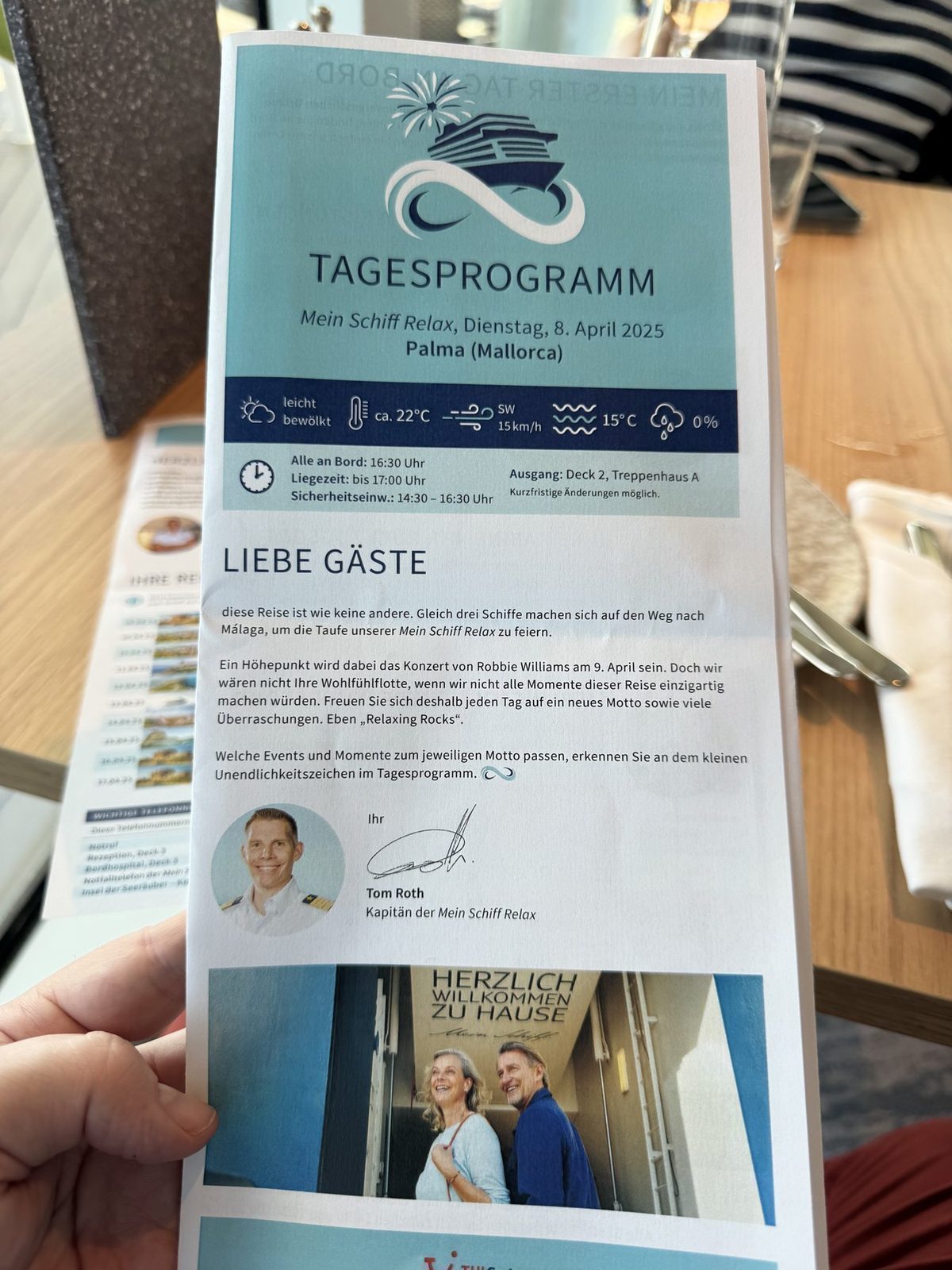 Bordprogramm und Tagesinformationen