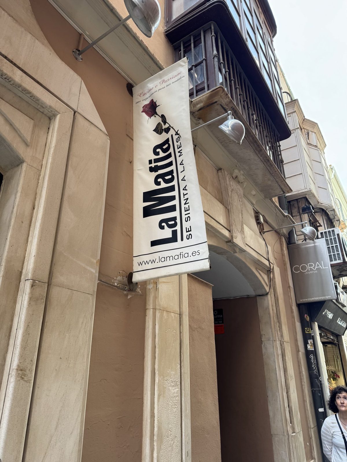 Restaurant La Mafia an der Straße