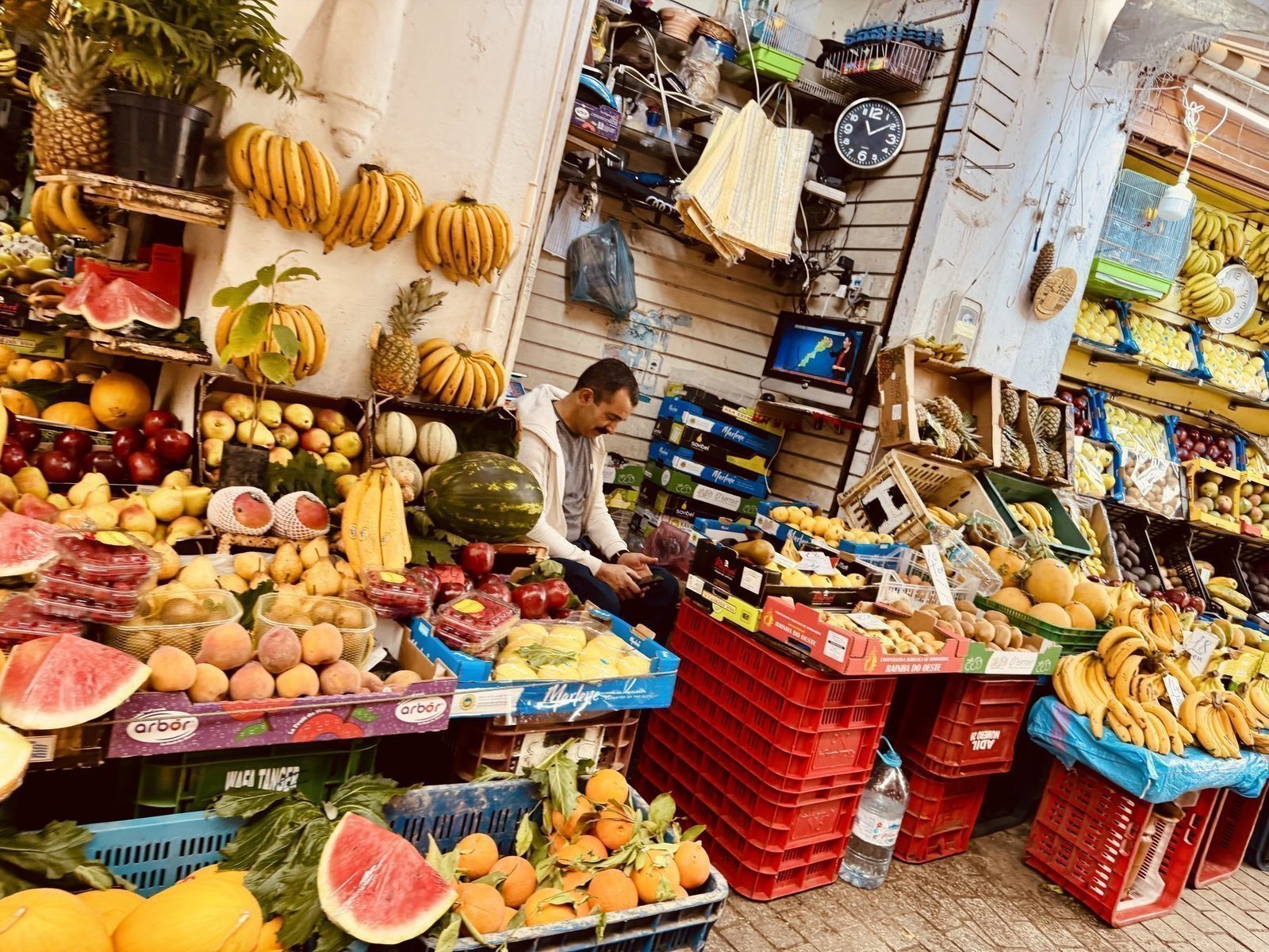 Frischer Obststand in der Altstadt
