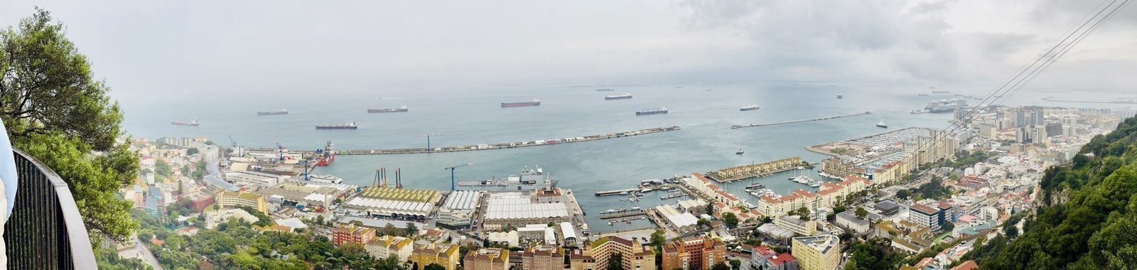 Panorama des Hafens von Gibraltar