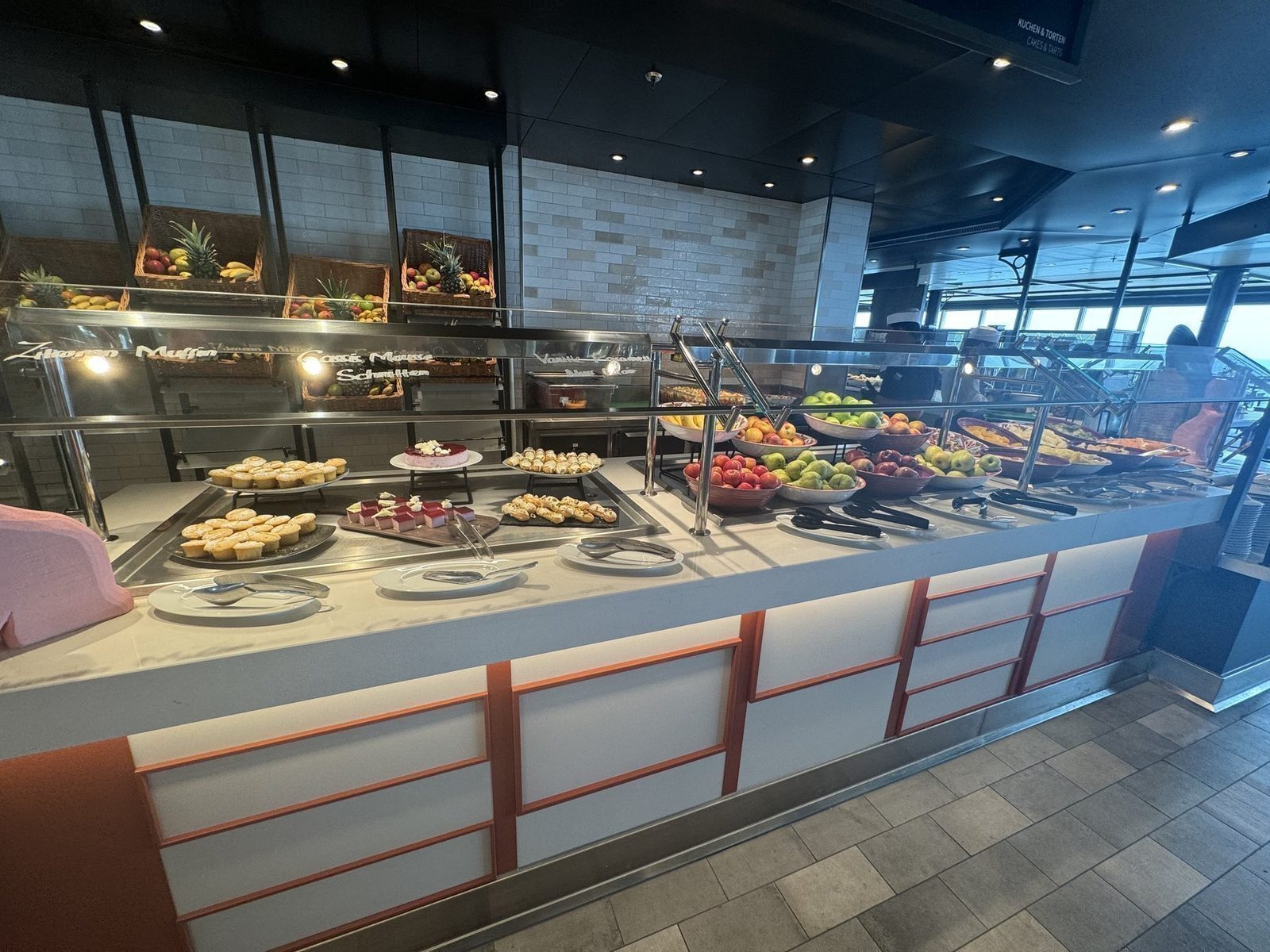 Buffet mit Speisen