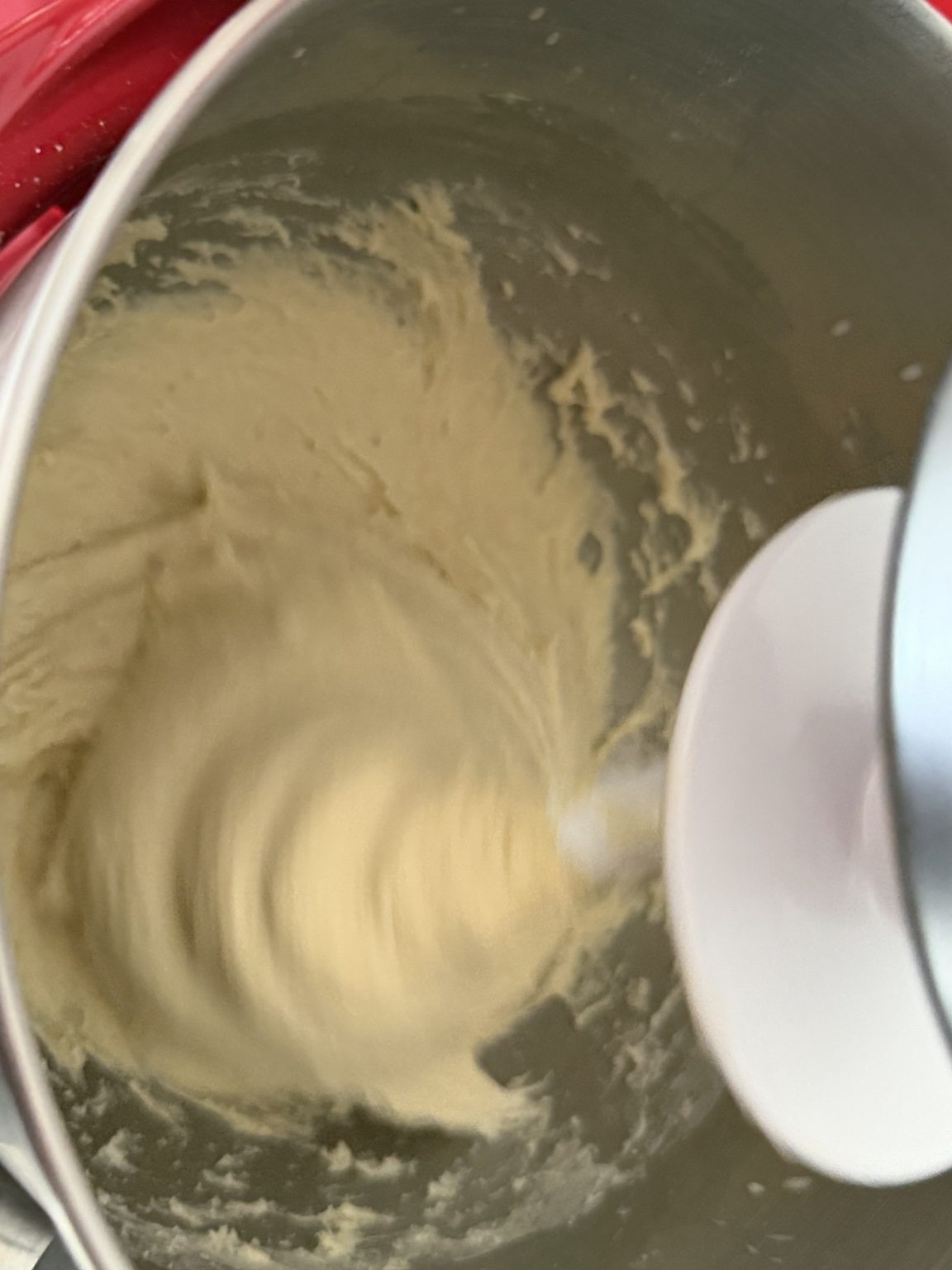 *Ich hatte zu diesem Zeitpunkt bereits beschlossen, dass es ein Hefekuchen werden sollte